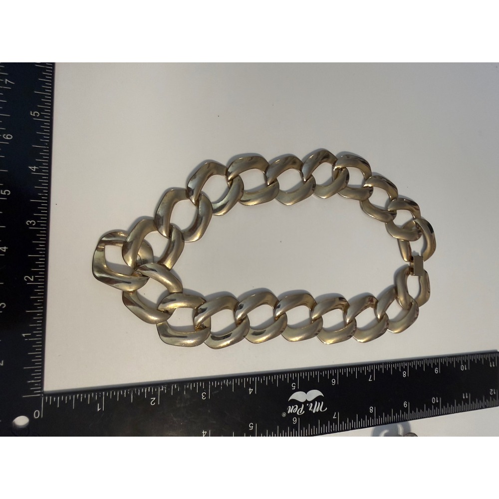 Vintage Chunky Gold Tone Curb Link Choker Necklace Statement Bold 18 Inch